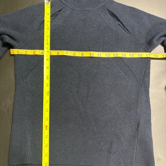 Zadig & Voltaire Women's Micky Cut Out Wool Sweater Navy Blue Small - Picture 12 of 12